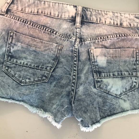 2 pair of Distressed Jean shorts - Picture 3 of 5